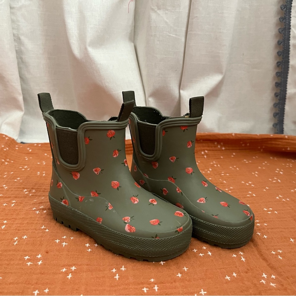 Zara toddler Girls Rain Boots